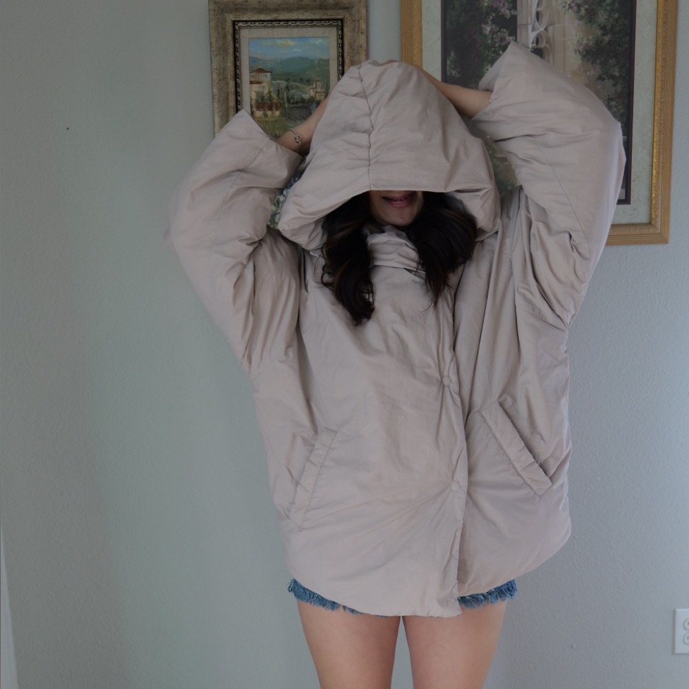 Free People Pria Packable Oversized Puffer Parka Jacket in Beige Size Medium